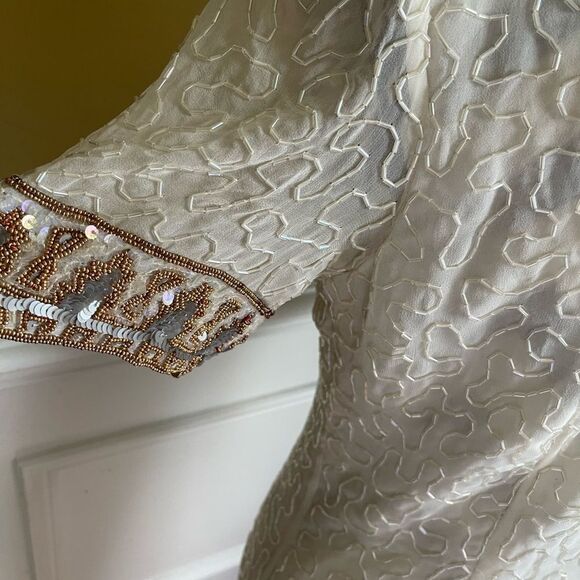 Laurence Kazar Ivory Silk Beaded dress with gold and red beaded trims SZM - Picture 6 of 11